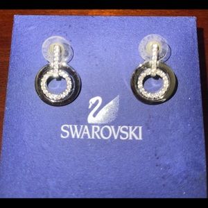 Swarovski earrings, good condition.